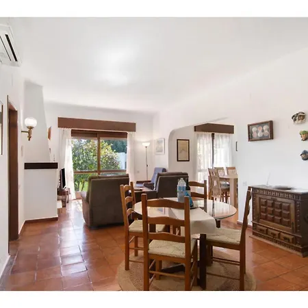 Holiday Home Algarvia By Interhome * Αλμπουφέιρα
